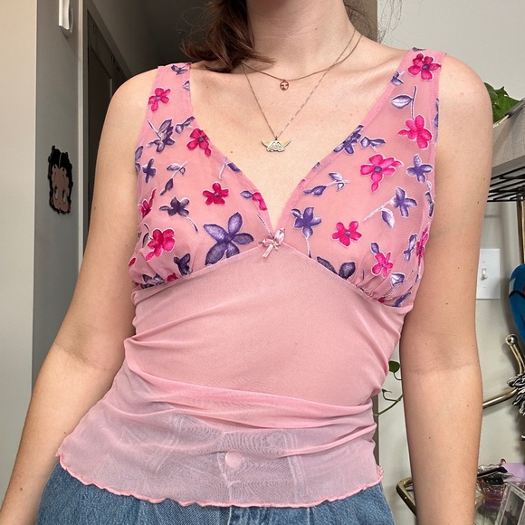 🖤 Y2k Pink Sheer Floral Tank Top 💗 Size M - Picture 2 of 4